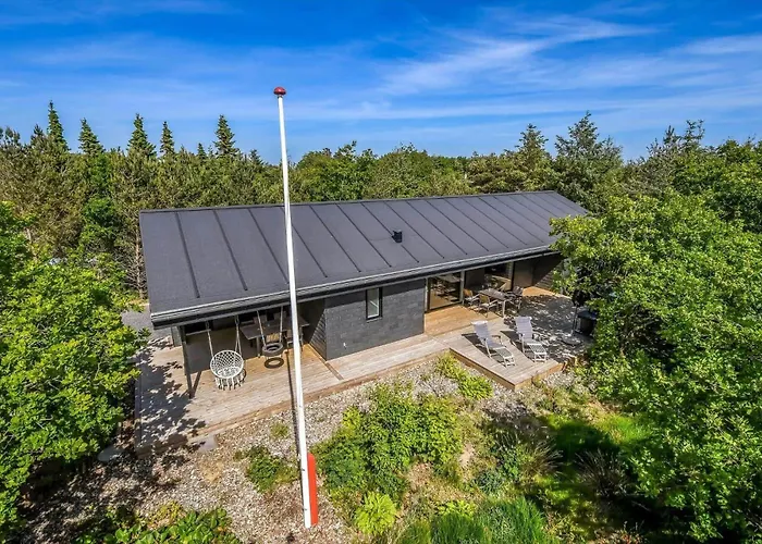 C11413-skjern-hybenvej-27 * Skjern
